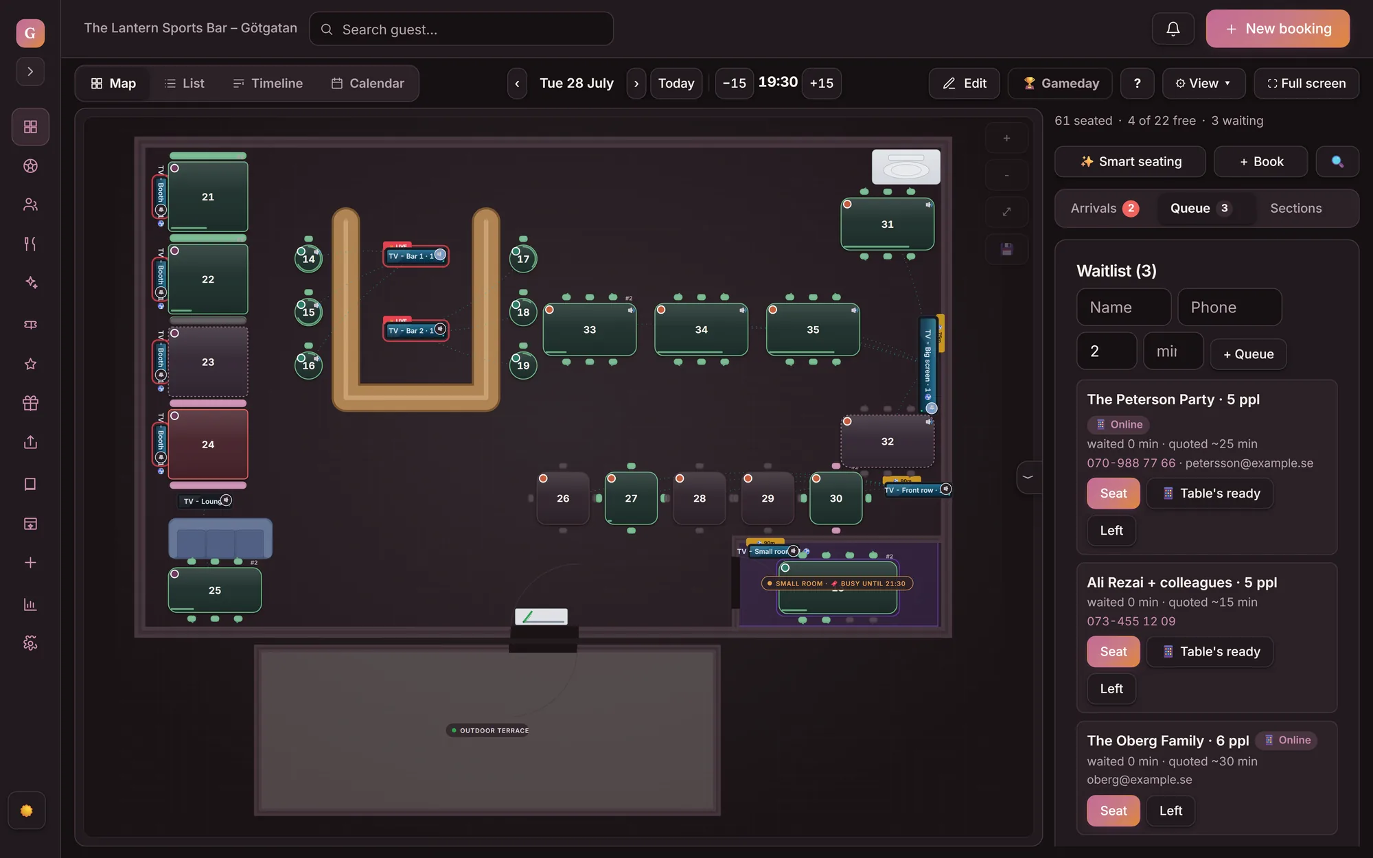 The Map view under Bookings in Goboblo with the Queue panel open: the waitlist with parties who queued online — marked Online — and walk-ins in the same queue, with a Seat button for every party