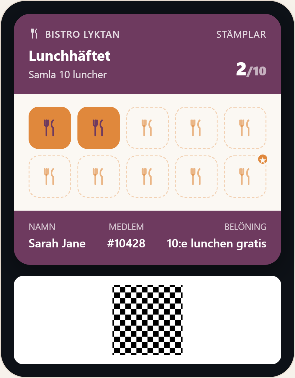 The guest's digital stamp card in the phone with QR and member number